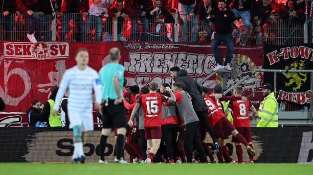 开云体育-红魔驯服大黑马，13年后又有德乙球队进德国杯决赛