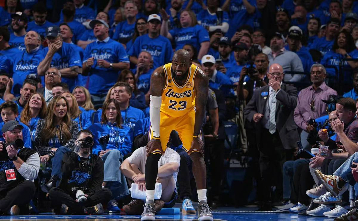 开云APP-NBA十大最难打破的纪录！詹姆斯2项登顶；一人连打1192场